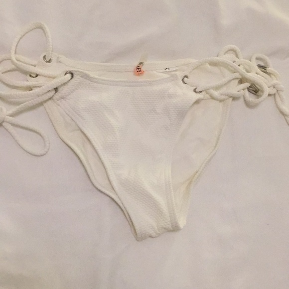 Forever 21 Other - Forever21 white bikini bottom Forever 21 Other - Forever21 white bikini bottom